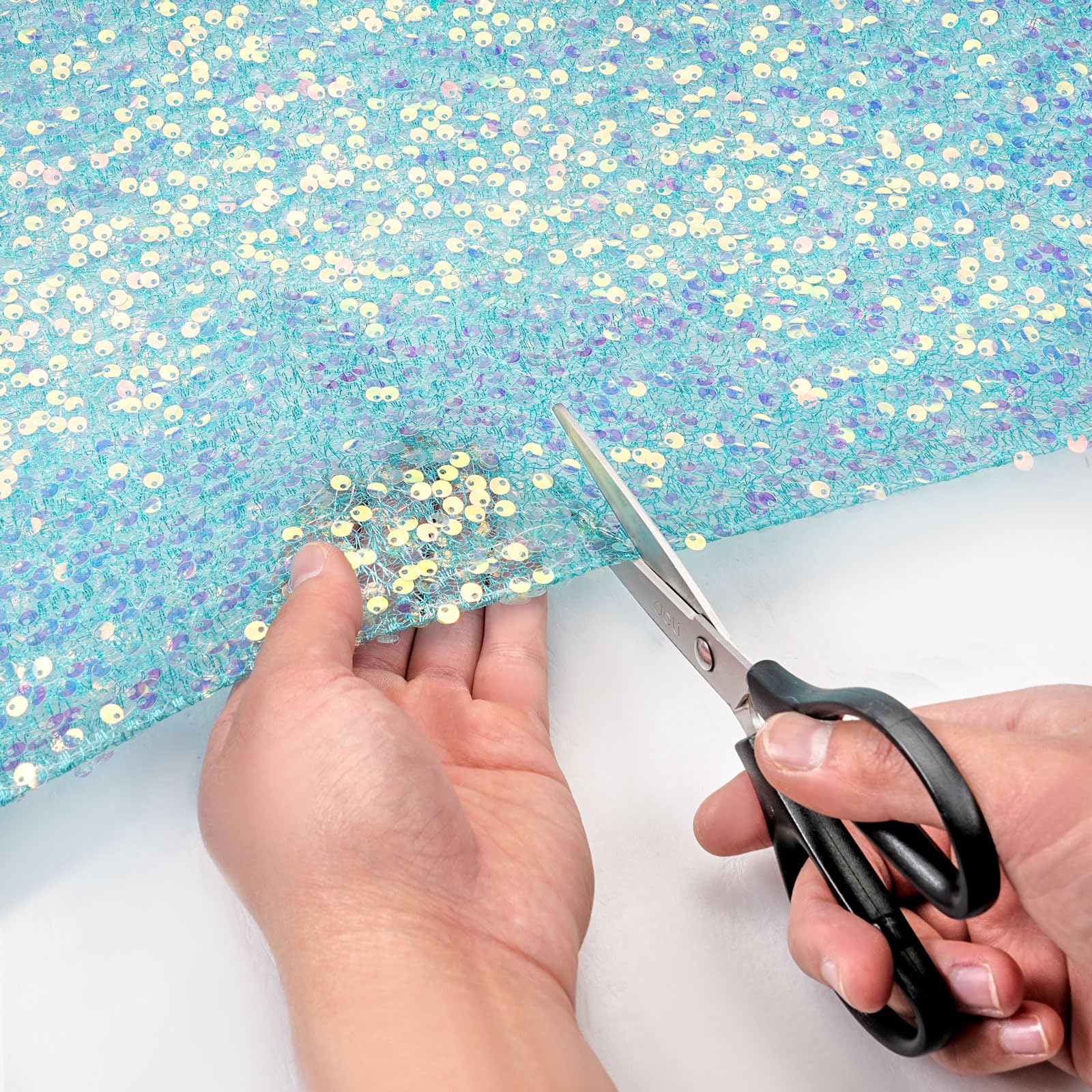 Paillettenstoff, schillernder  – Glitter Tablecloth Bewertung und Preis