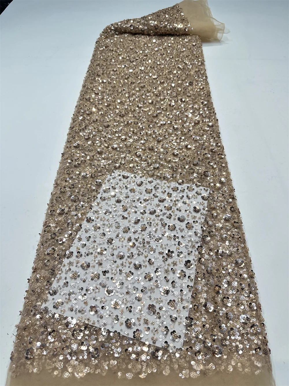 Afrikanischer Spitzenstoff 202 – Glitter Tablecloth Bewertung und Preis
