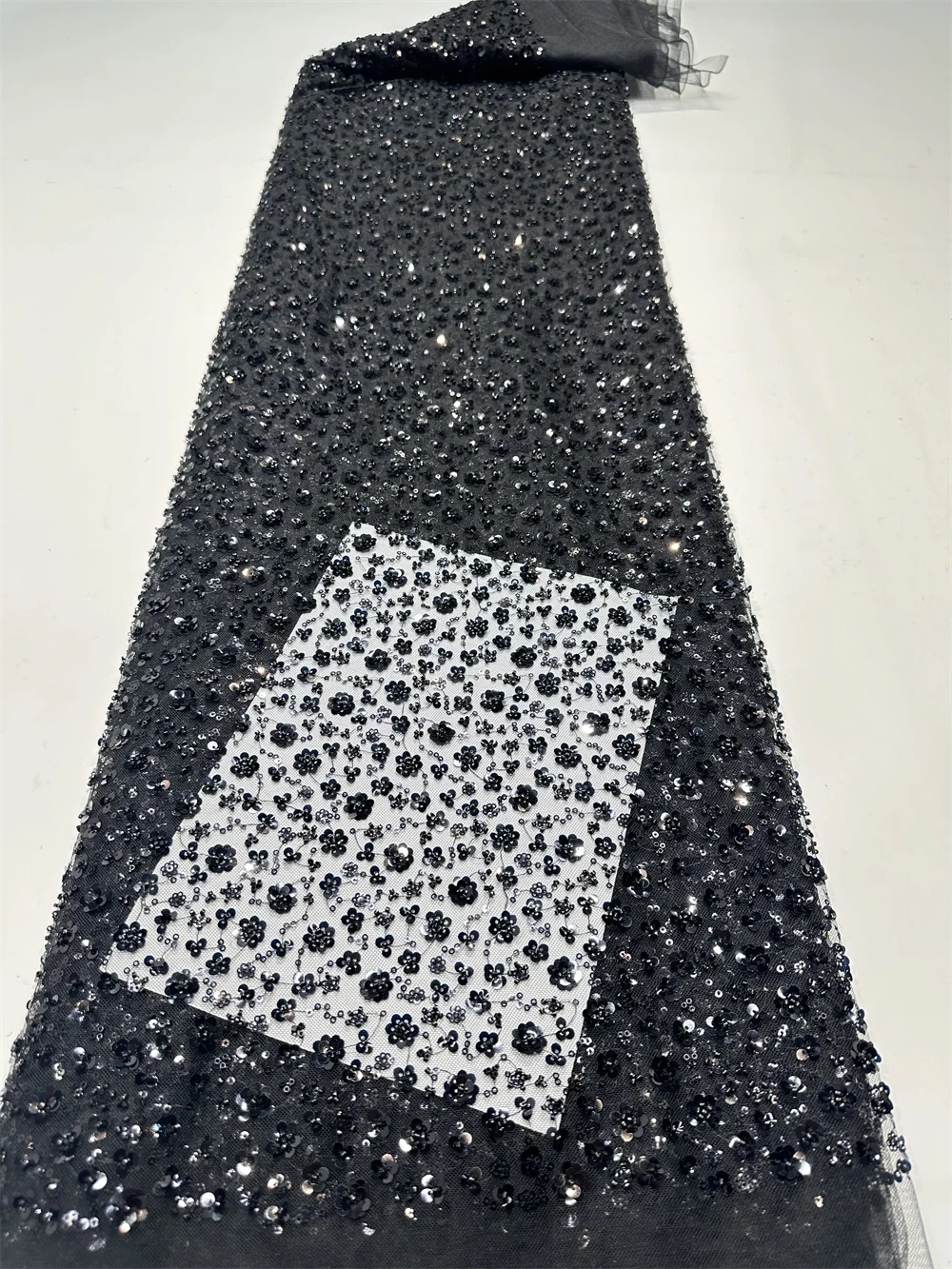 Afrikanischer Spitzenstoff 202 – Glitter Tablecloth Bewertung und Preis