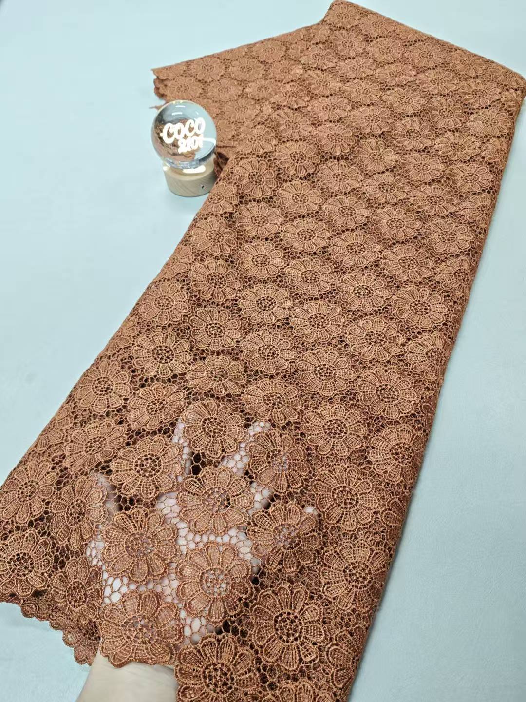 Afrikanischer nigerianischer T – Glitter Tablecloth Bewertung und Preis